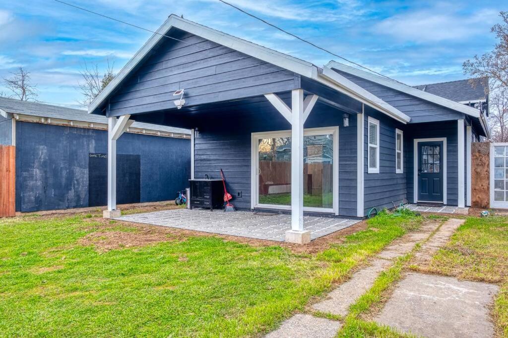 Holiday home 4br Victorian Walk To Uc Davis & Shriner Med Cen